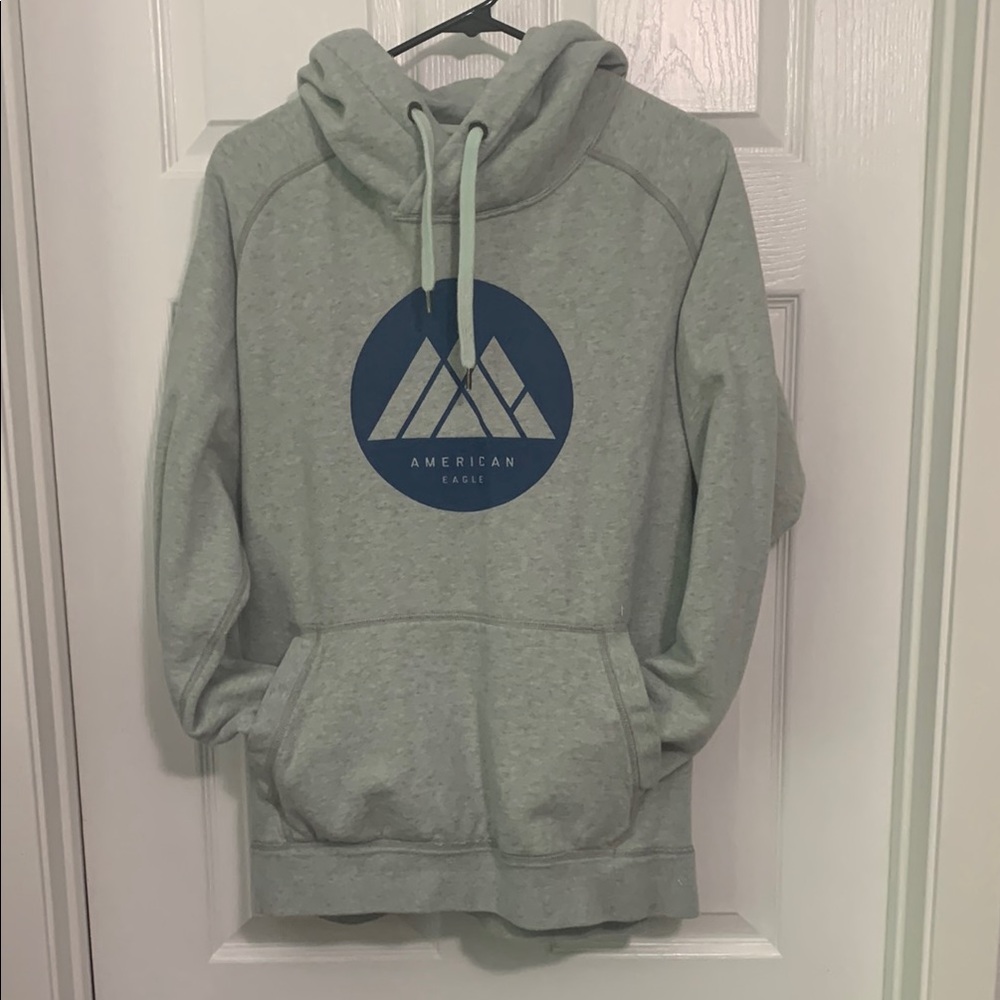 American Eagle Outfitters Gray Sweatshirt Casual Style